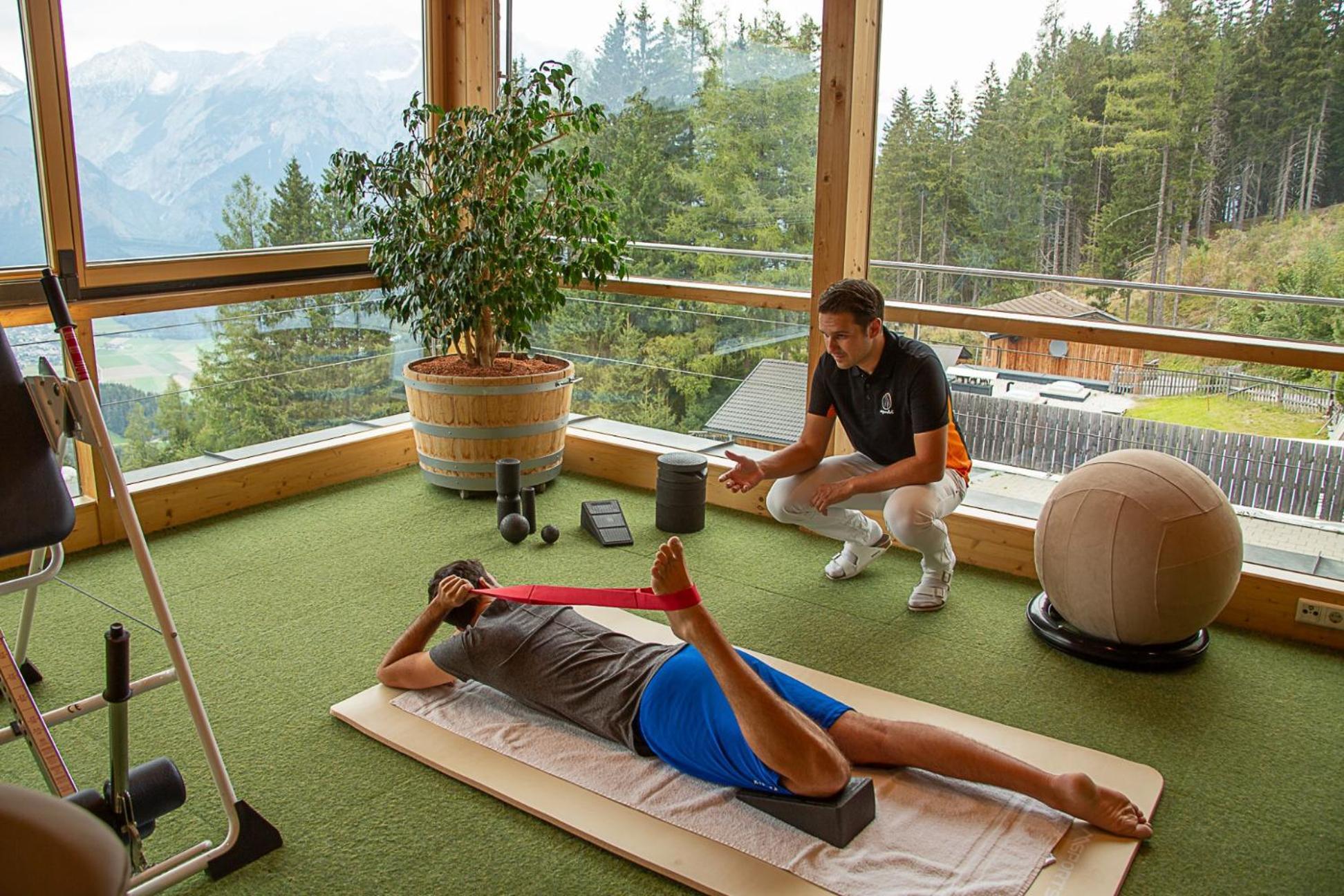 Alpenrelax Krepperhuette Hotel Volders Exterior photo