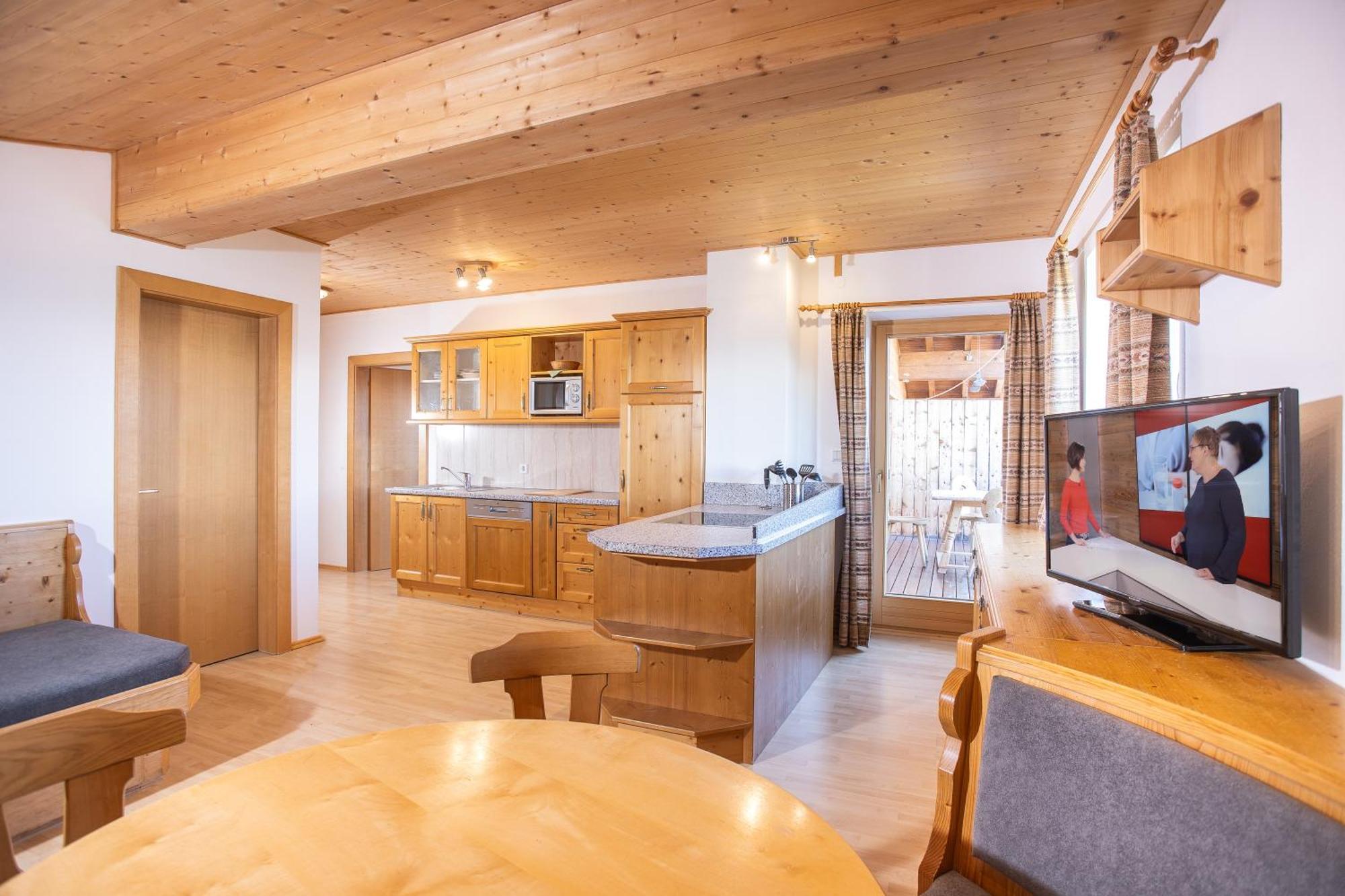 Alpenrelax Krepperhuette Hotel Volders Exterior photo