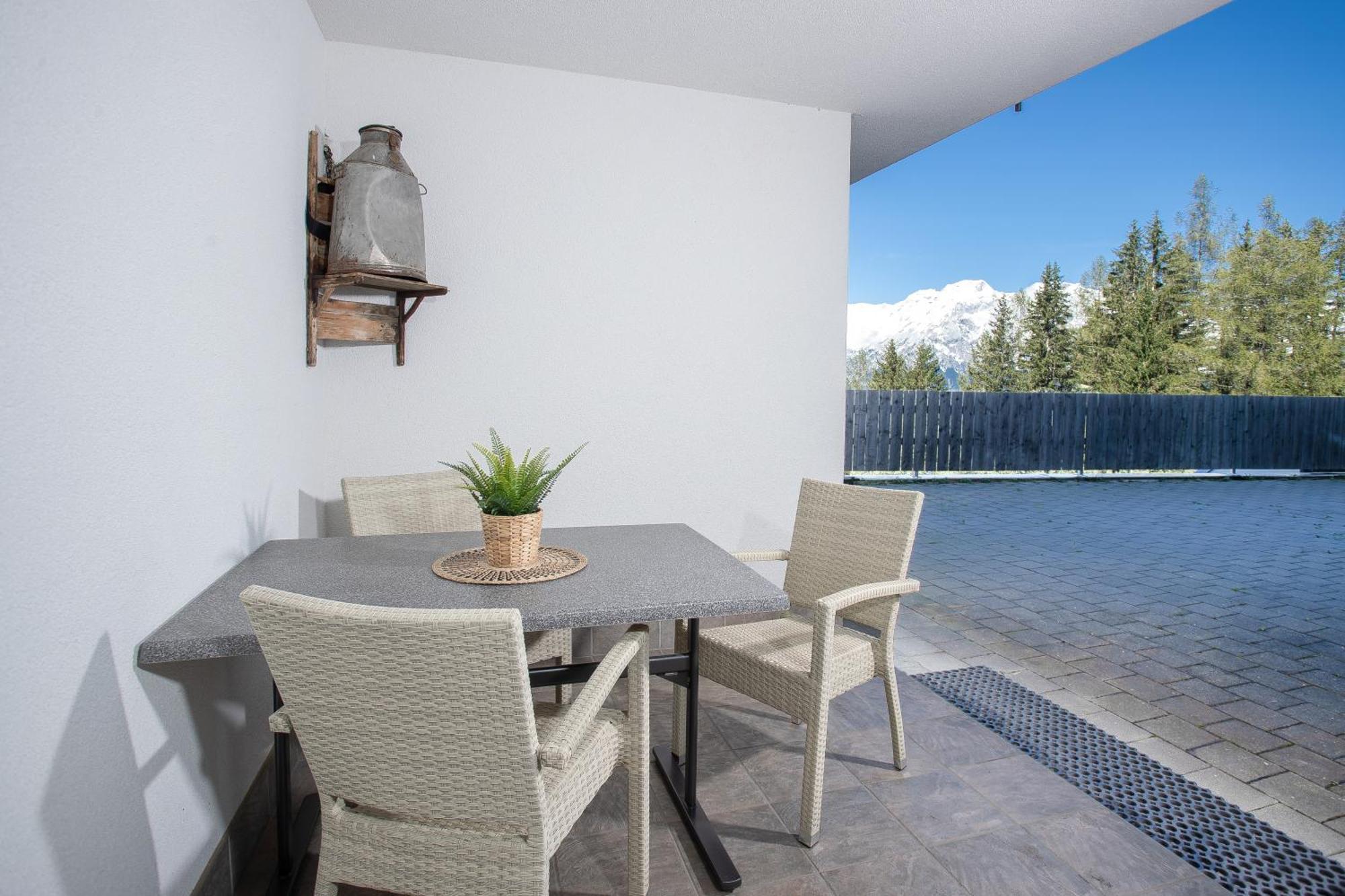 Alpenrelax Krepperhuette Hotel Volders Exterior photo