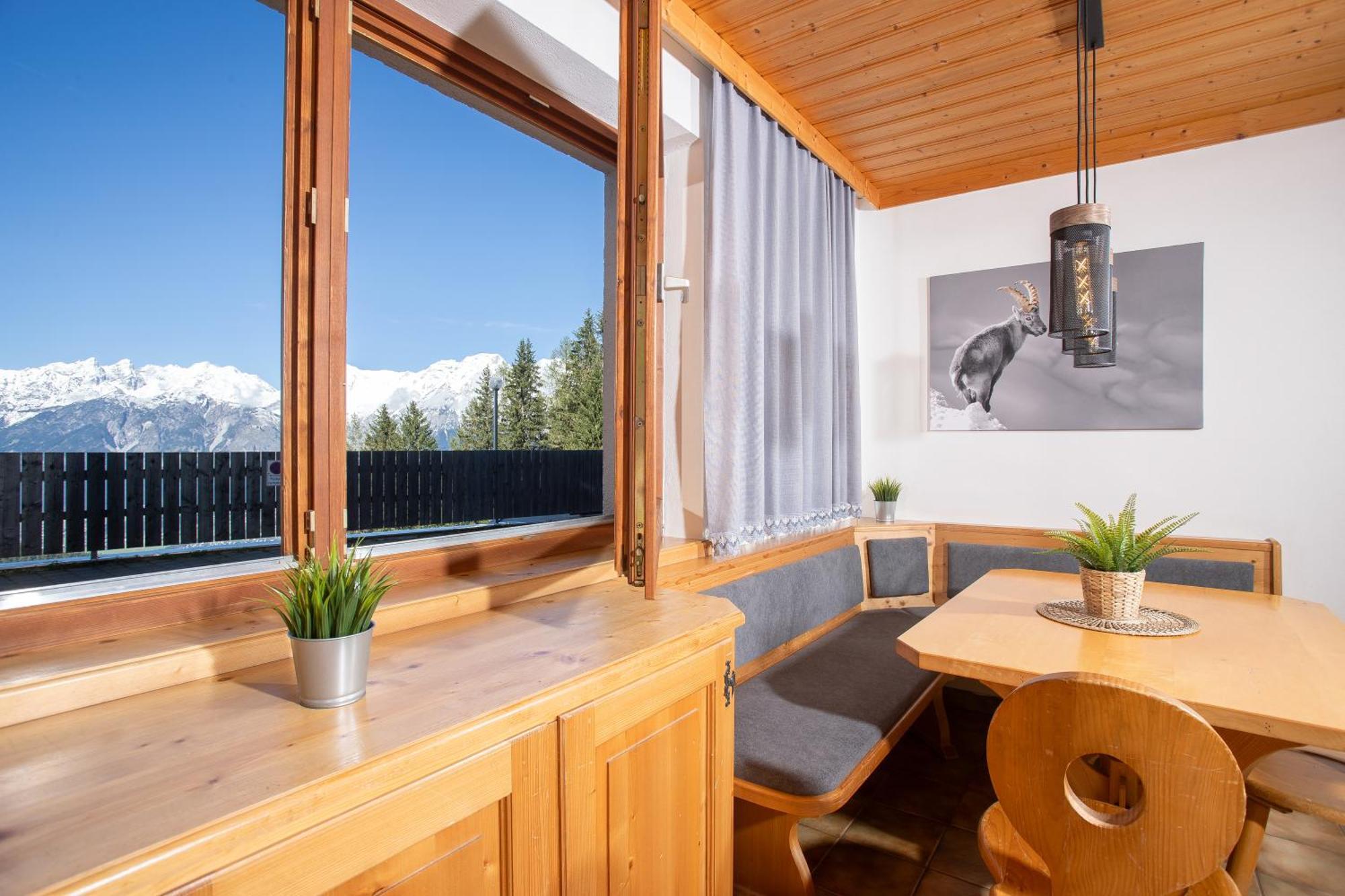 Alpenrelax Krepperhuette Hotel Volders Exterior photo