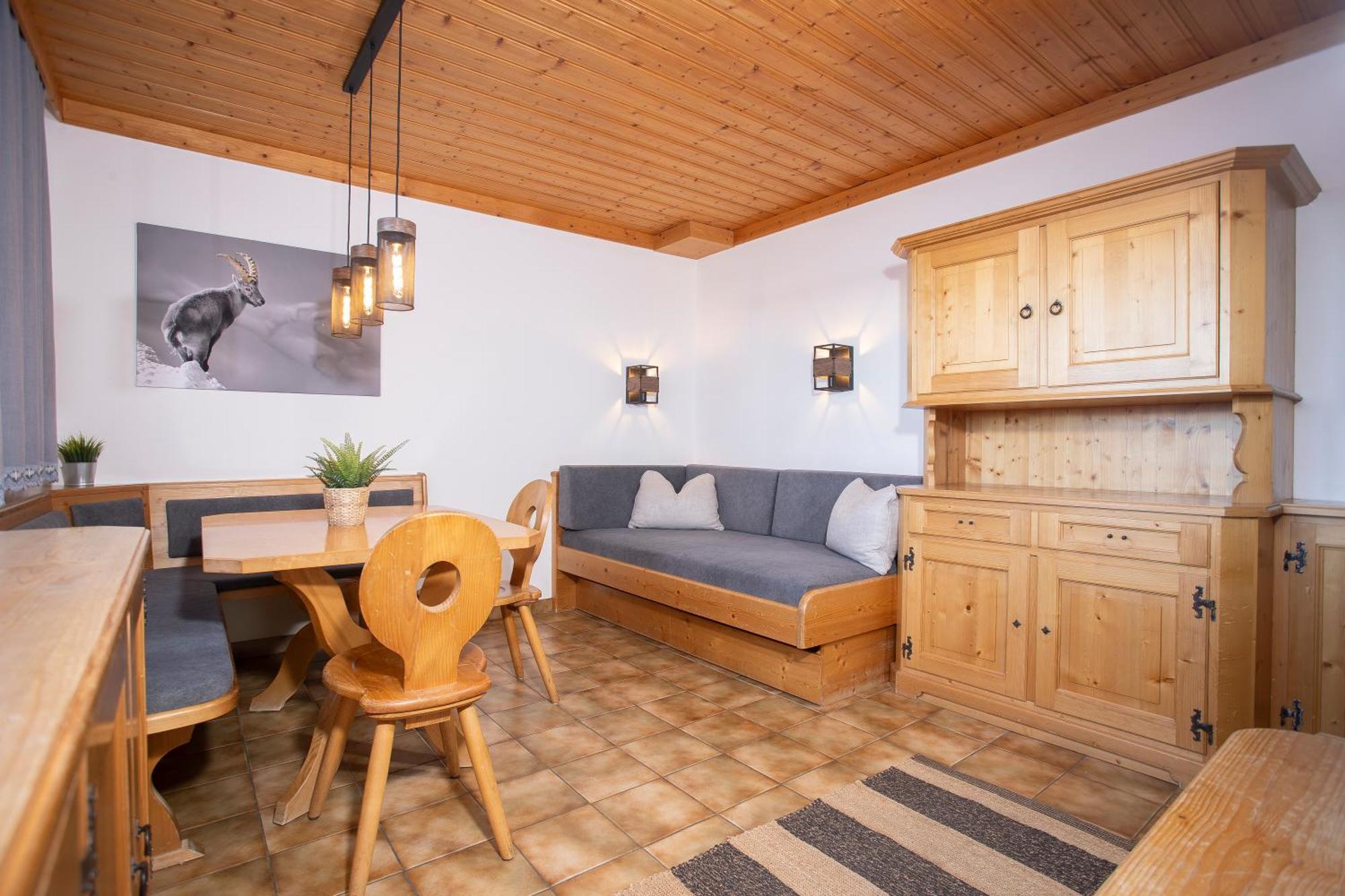 Alpenrelax Krepperhuette Hotel Volders Exterior photo