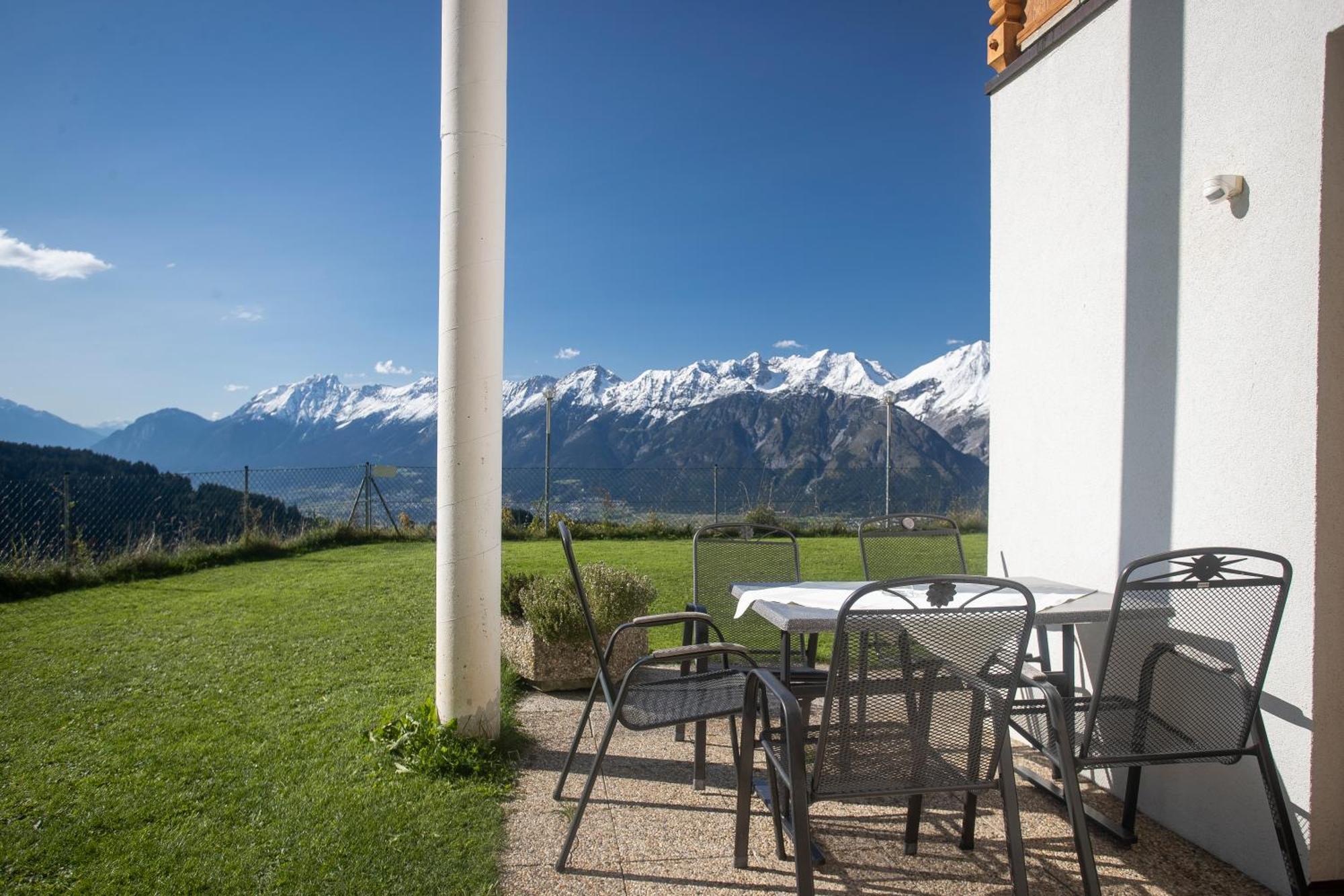 Alpenrelax Krepperhuette Hotel Volders Exterior photo