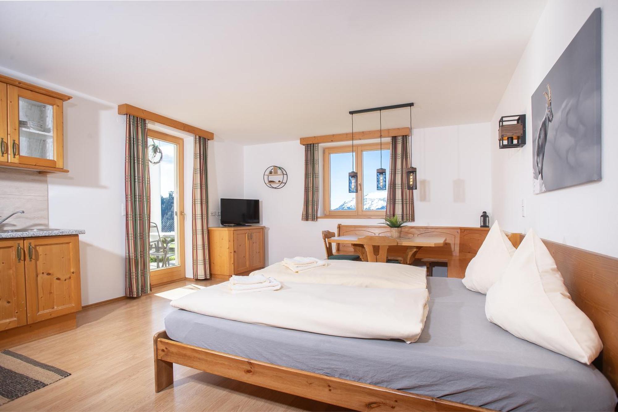 Alpenrelax Krepperhuette Hotel Volders Exterior photo