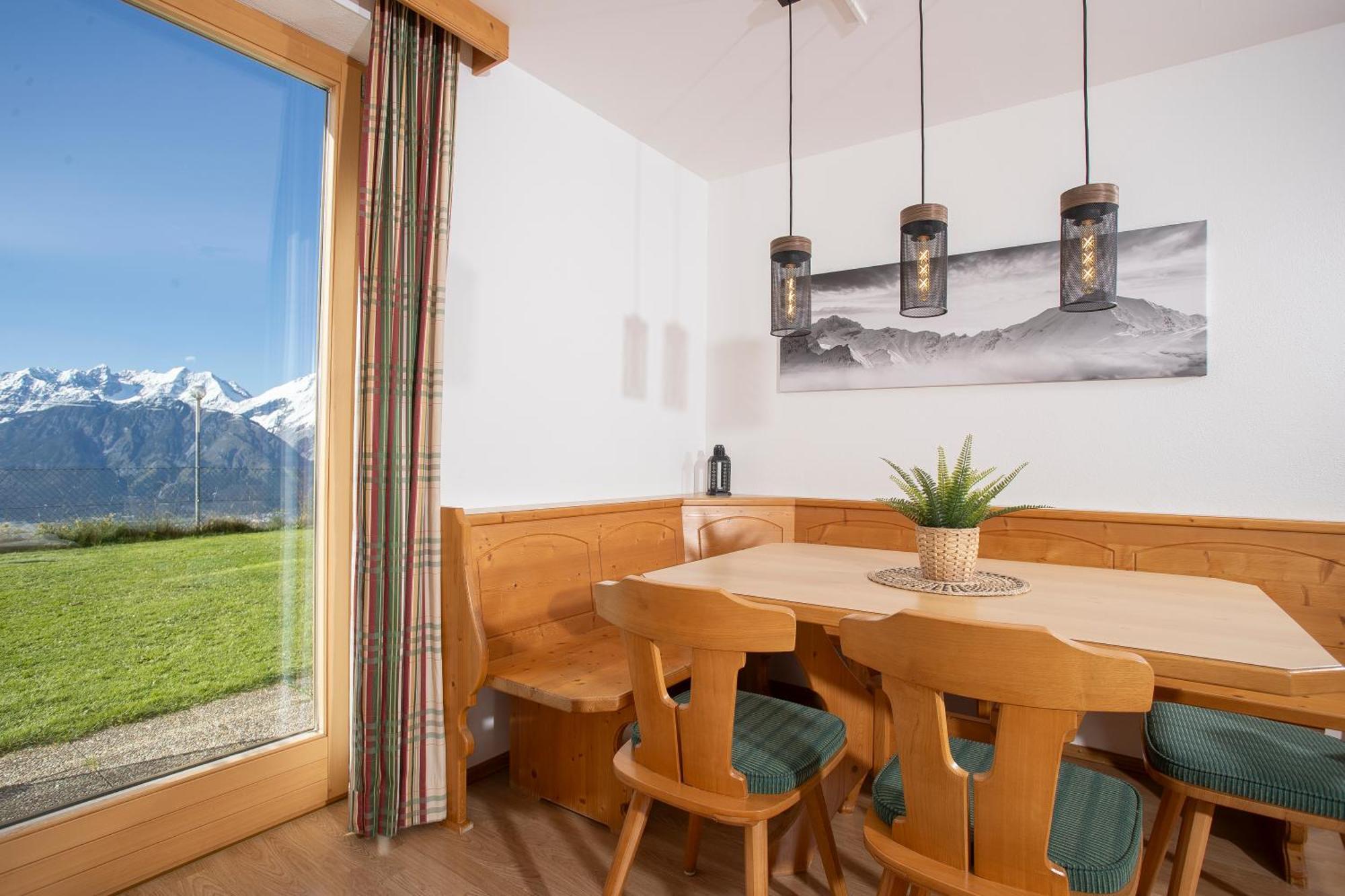 Alpenrelax Krepperhuette Hotel Volders Exterior photo